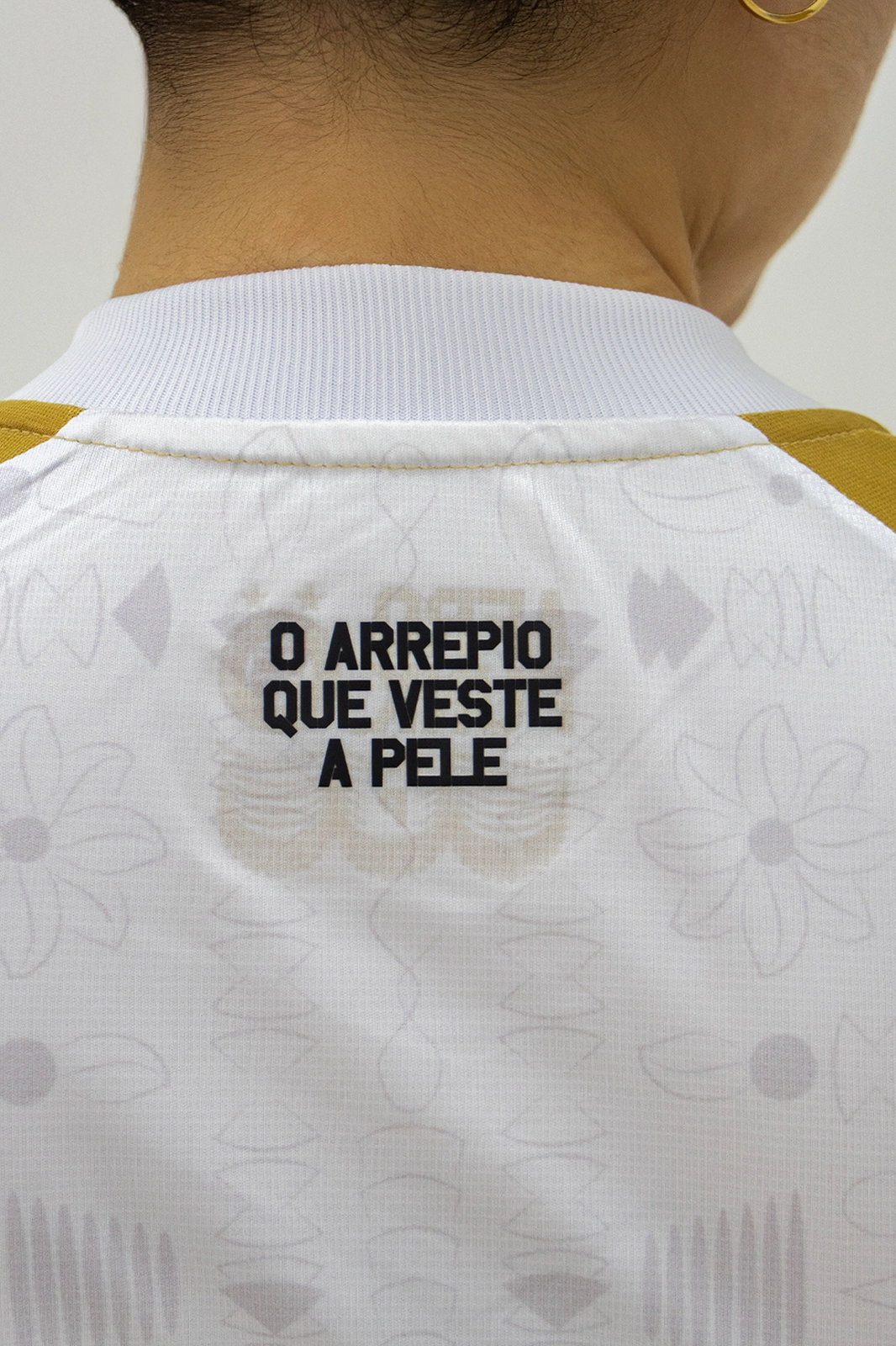 Camisa Novembro Negro AFROPUNK 2025 Feminina Branca - Image 6